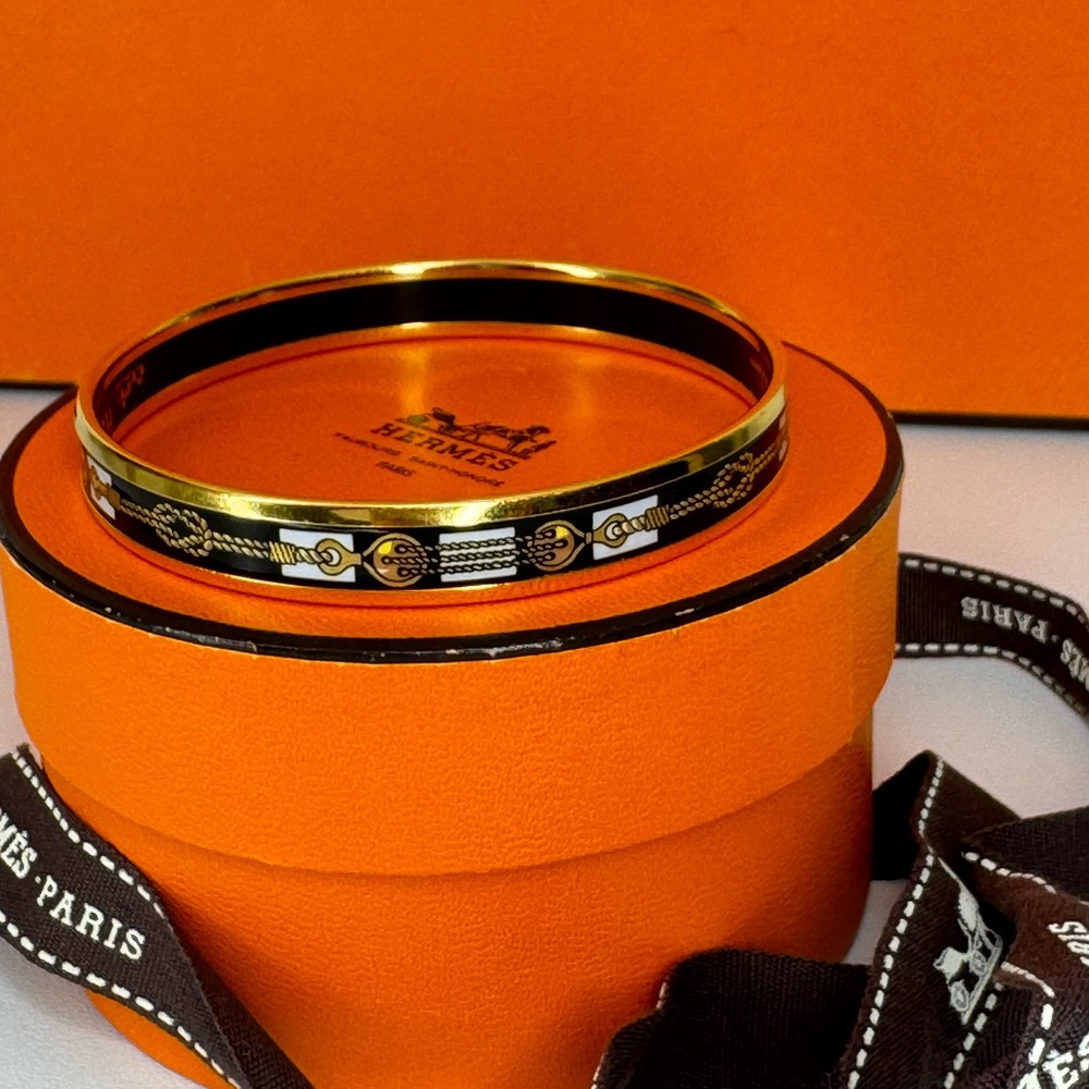 Hermes Natrow enamel bracelet bangle